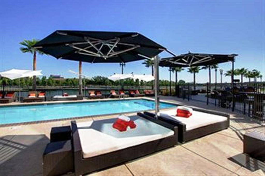 University Plaza Waterfront Hotel Stockton Εξωτερικό φωτογραφία