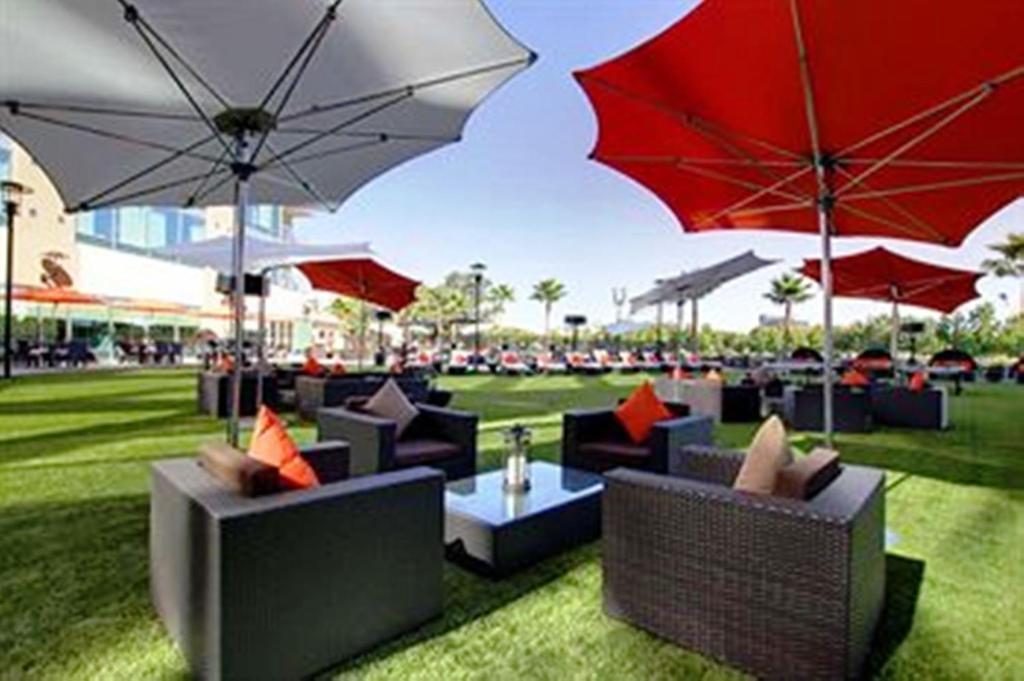 University Plaza Waterfront Hotel Stockton Εξωτερικό φωτογραφία